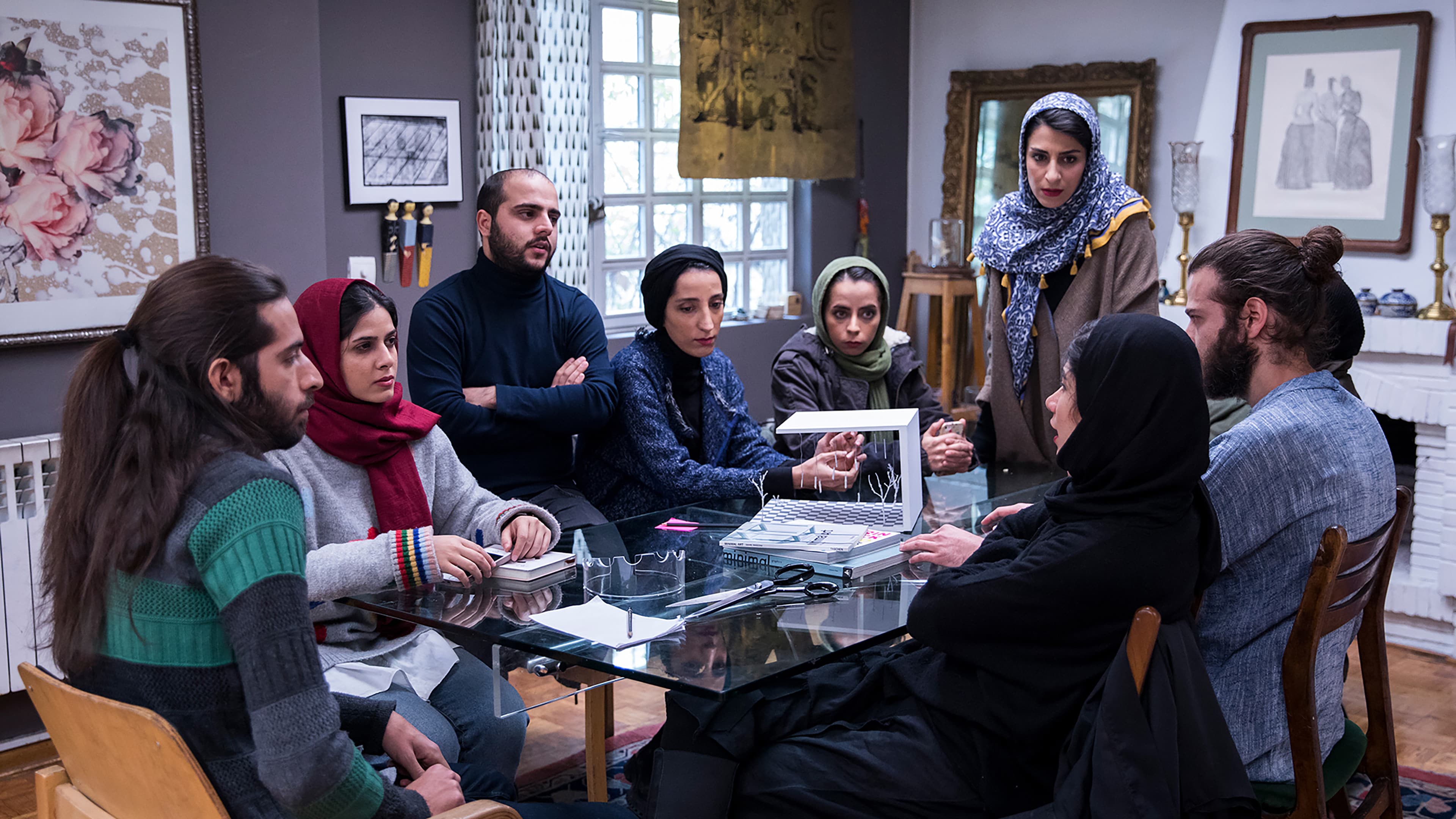 در نبود کارگردان