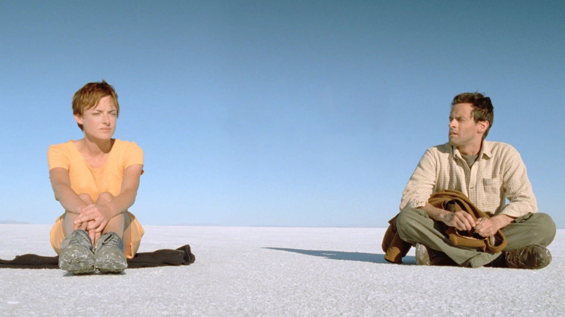 32 august pe Pământ