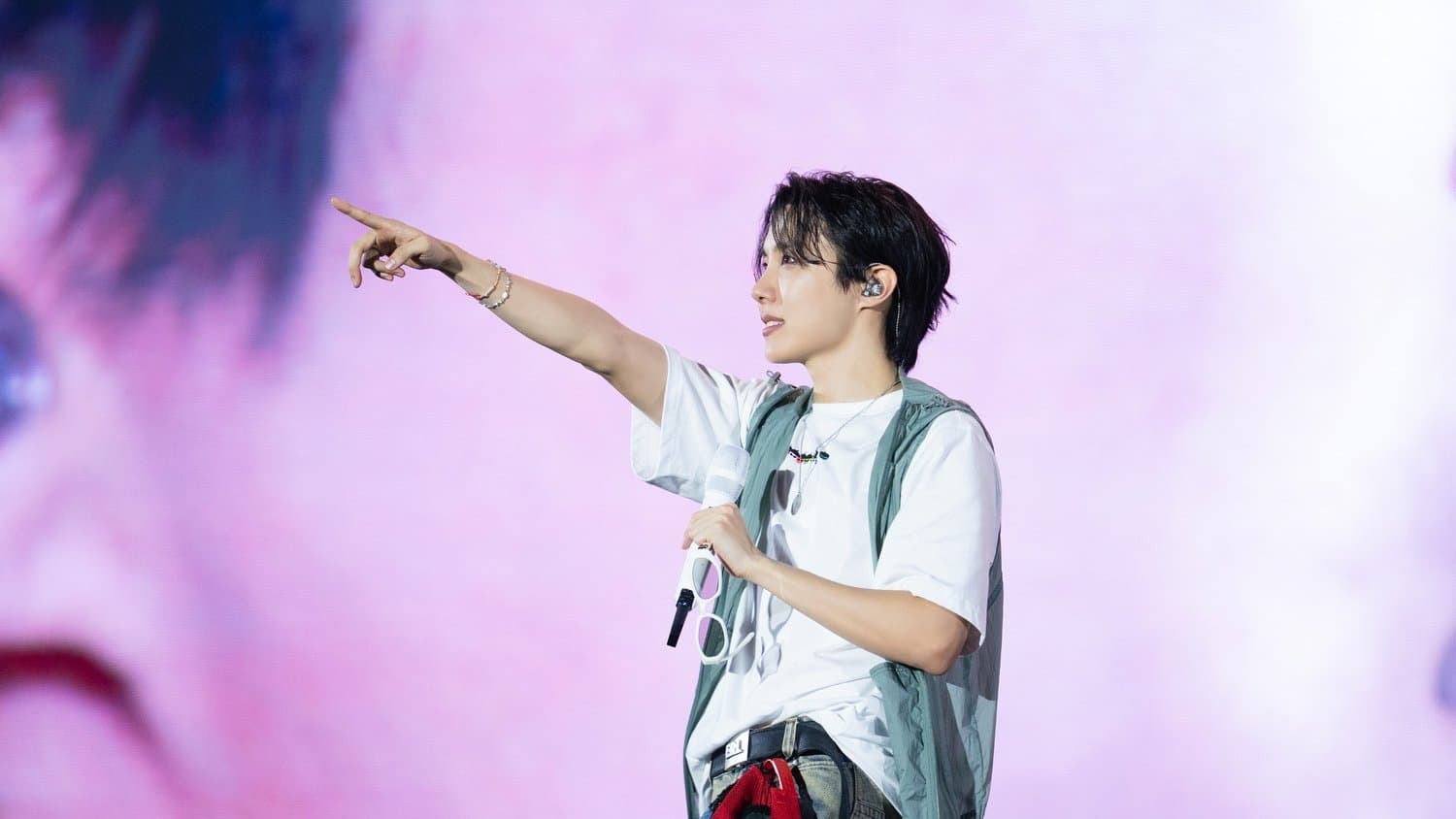 제이홉 투어 '홉 온 더 스테이지' 더 무비