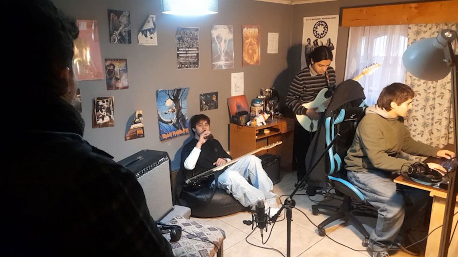 PASOS - Un documental de Cofradia