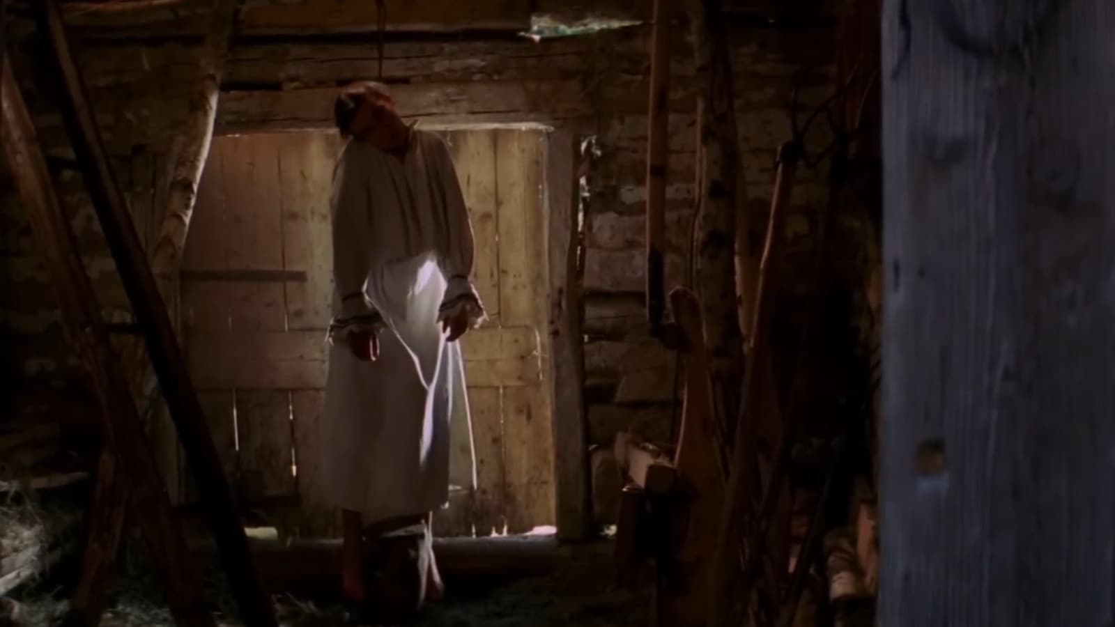 Ion: Blestemul pământului, blestemul iubirii