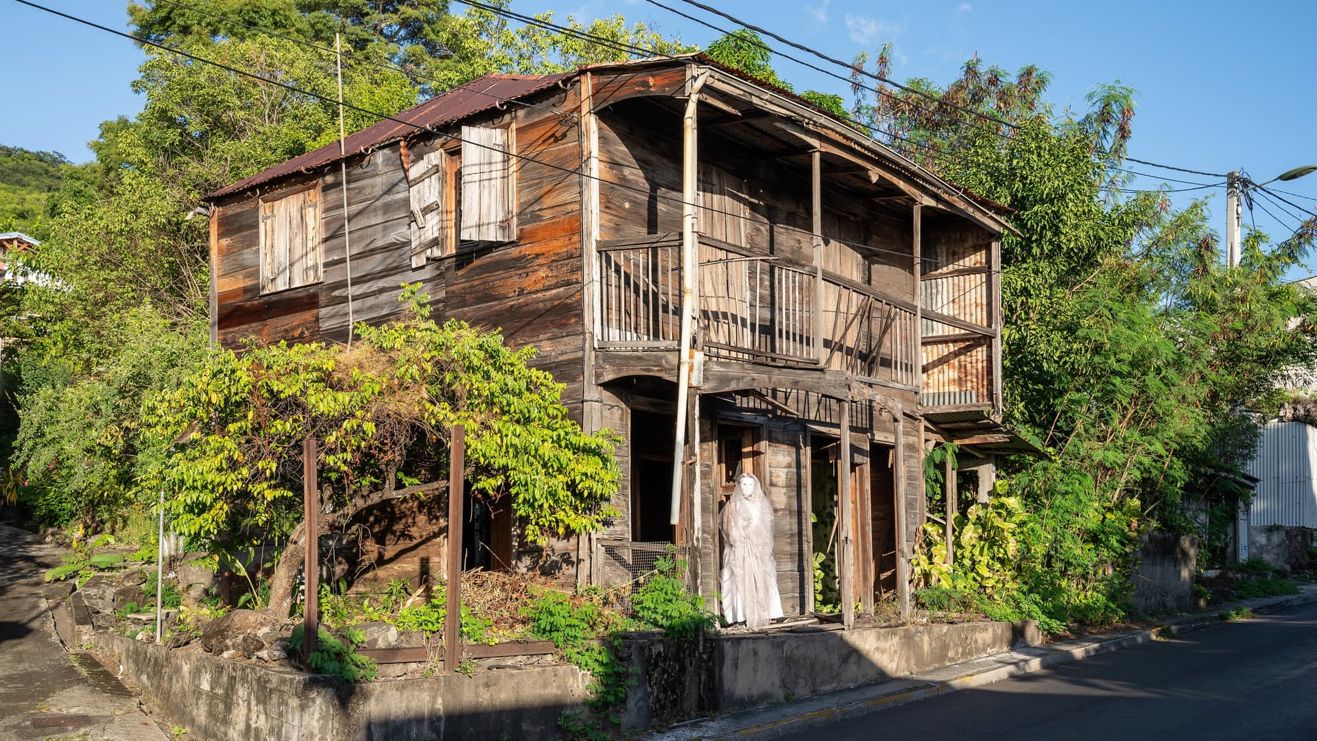 INDIVISUM: Héritages à la dérive