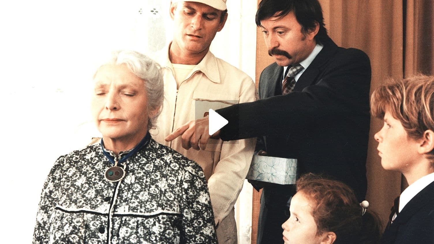 „Babičky dobíjejte přesně!“