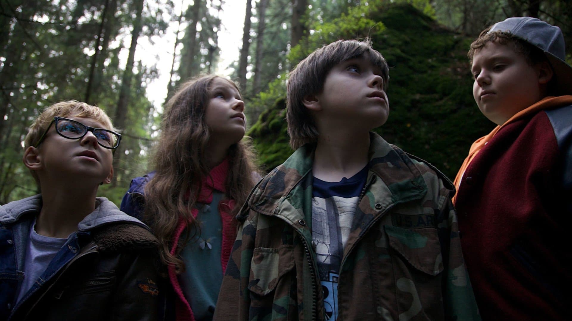 În spatele ușii albastre