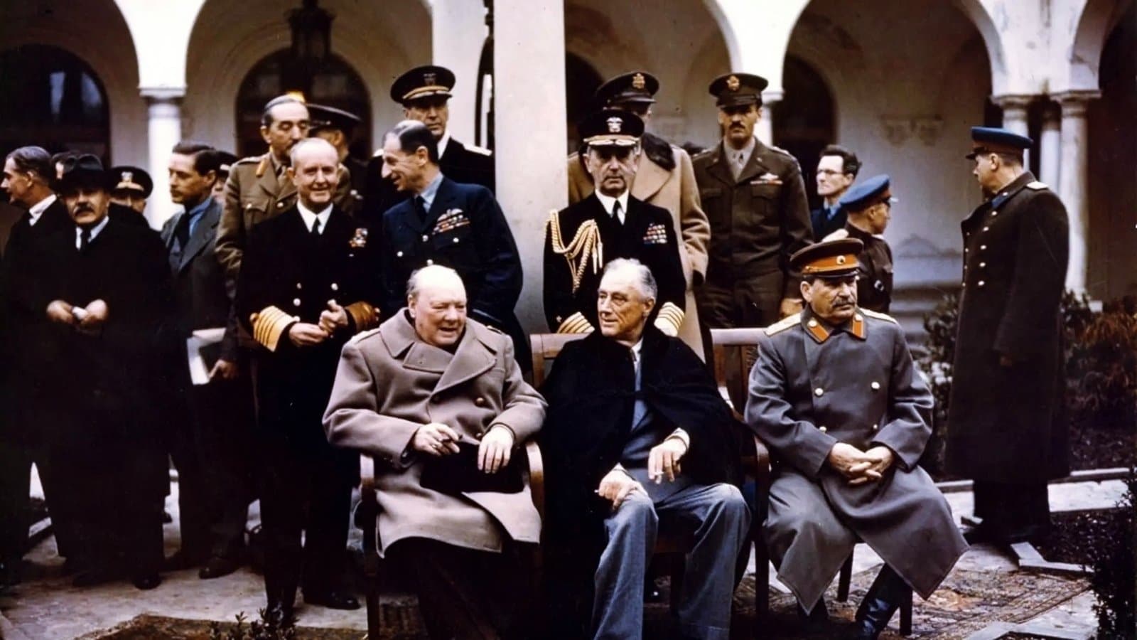 Churchill, Roosevelt & Staline : la route vers Yalta