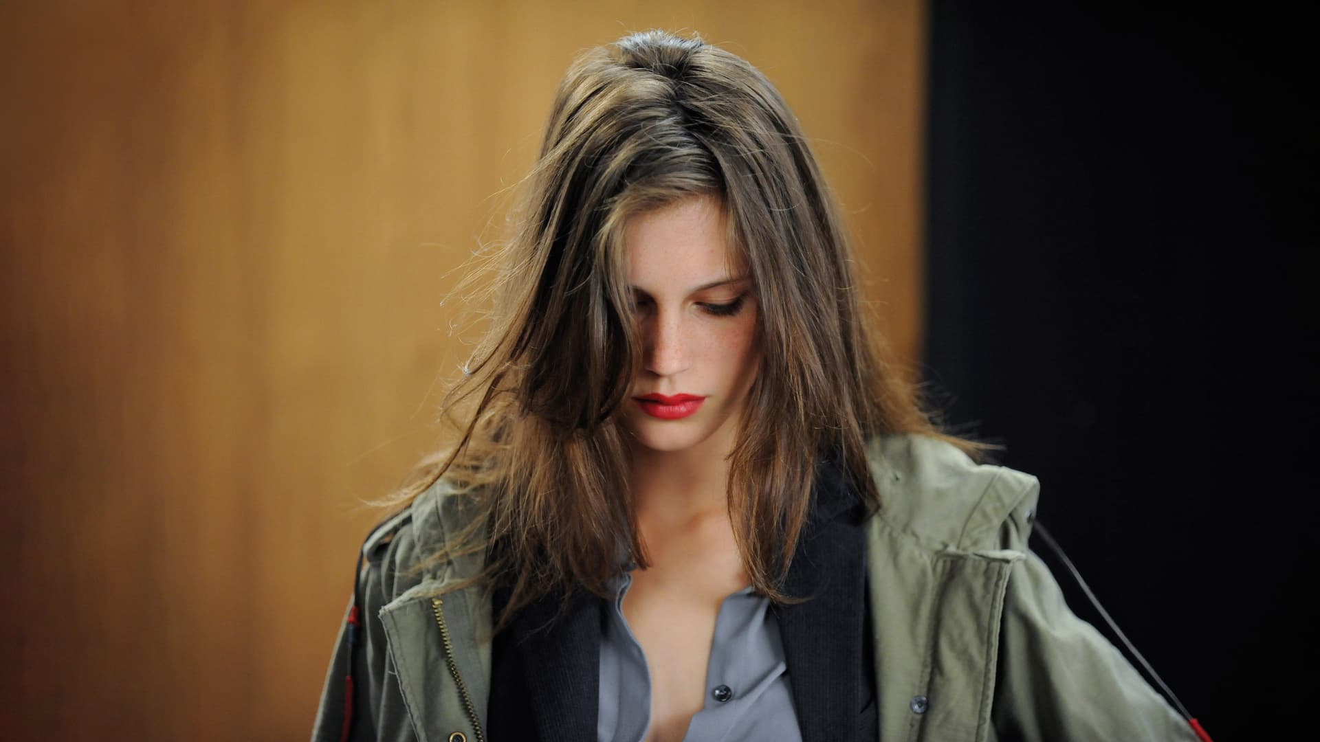 Tânără și frumoasă