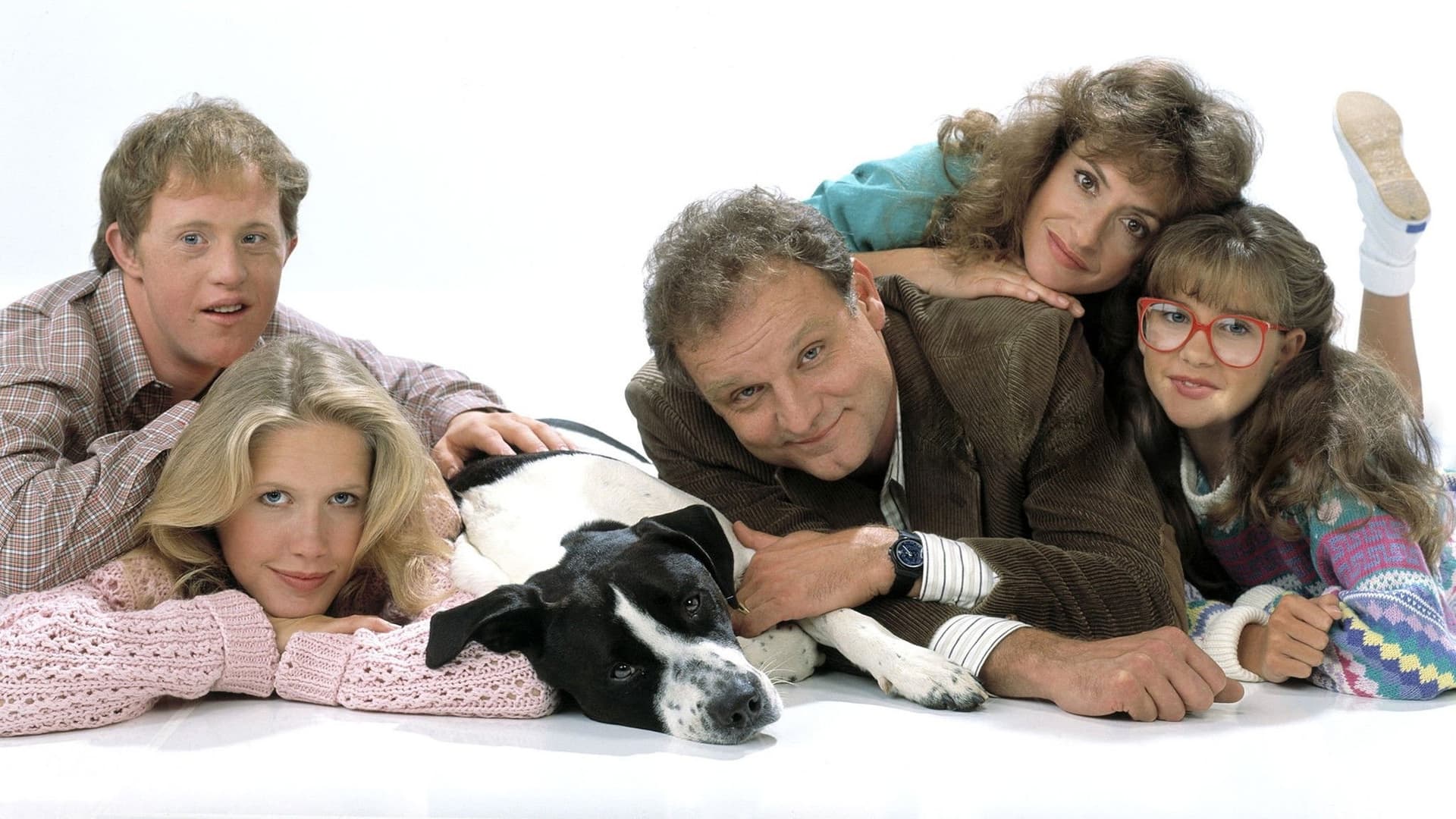 Viața merge mai departe