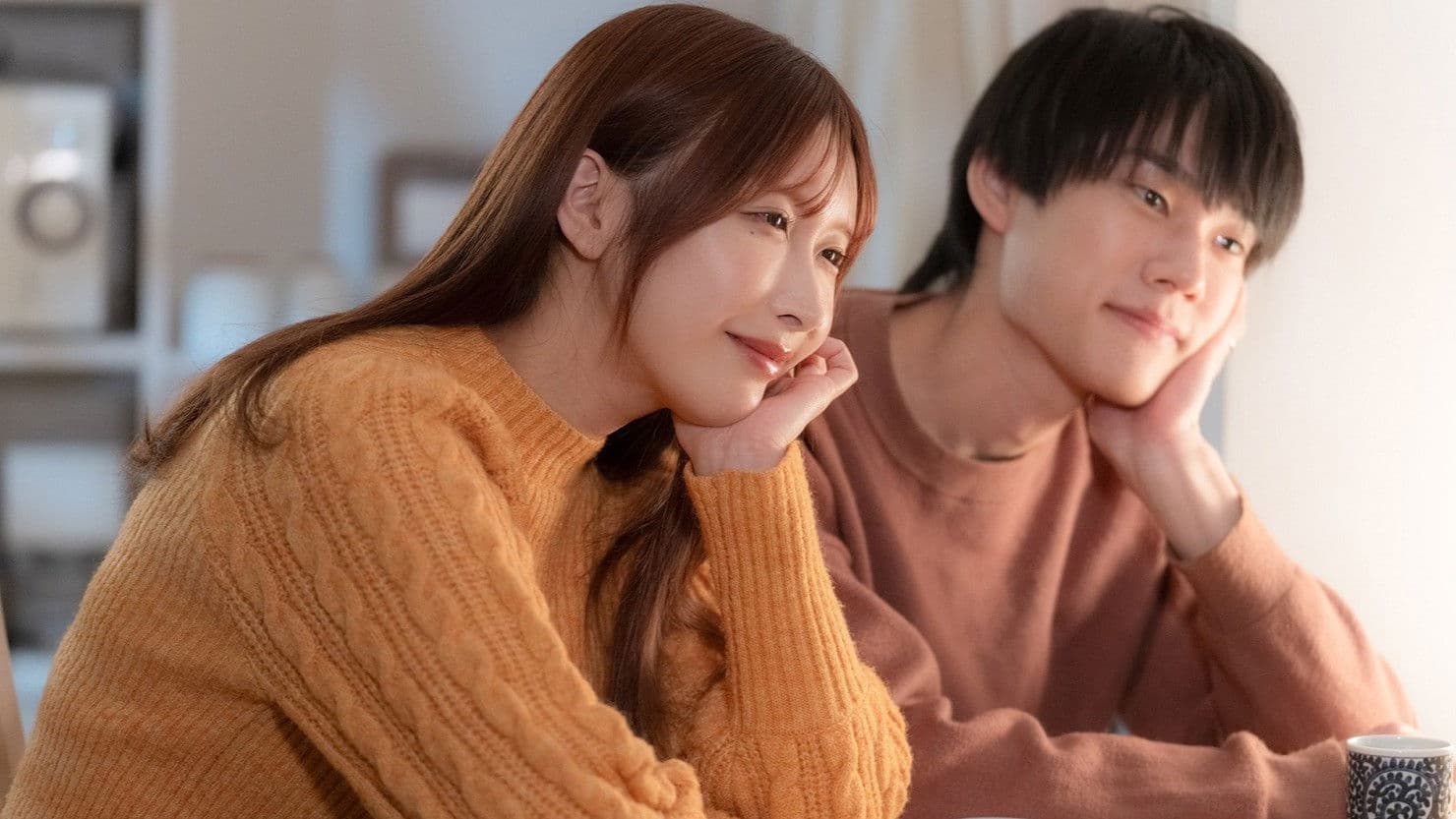 むっちり未亡人　暴かれた秘め事