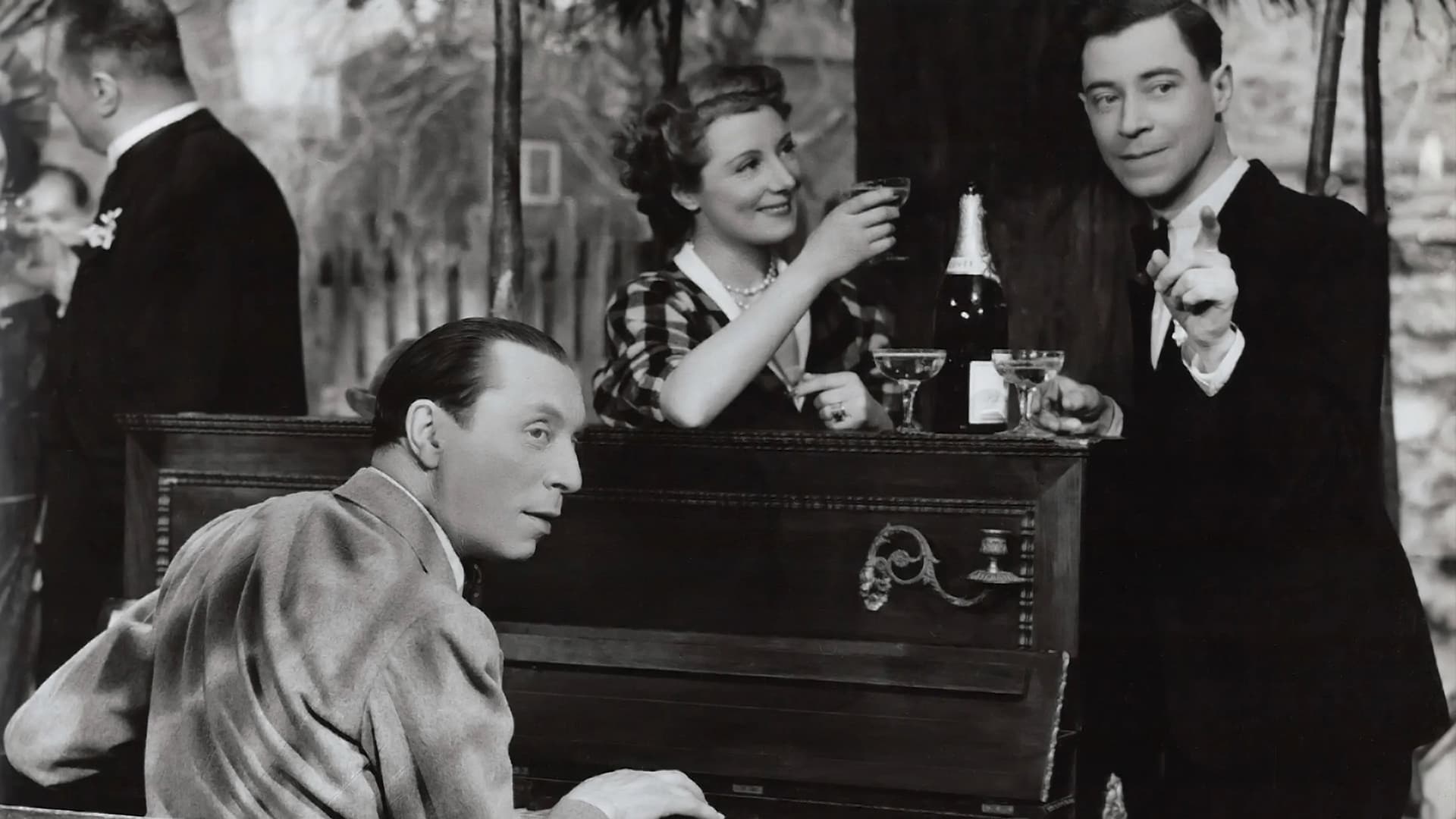 Les amoureux sont seuls au monde