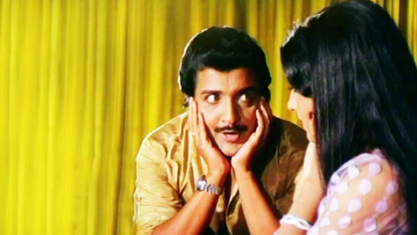 பௌர்ணமி அலைகள்