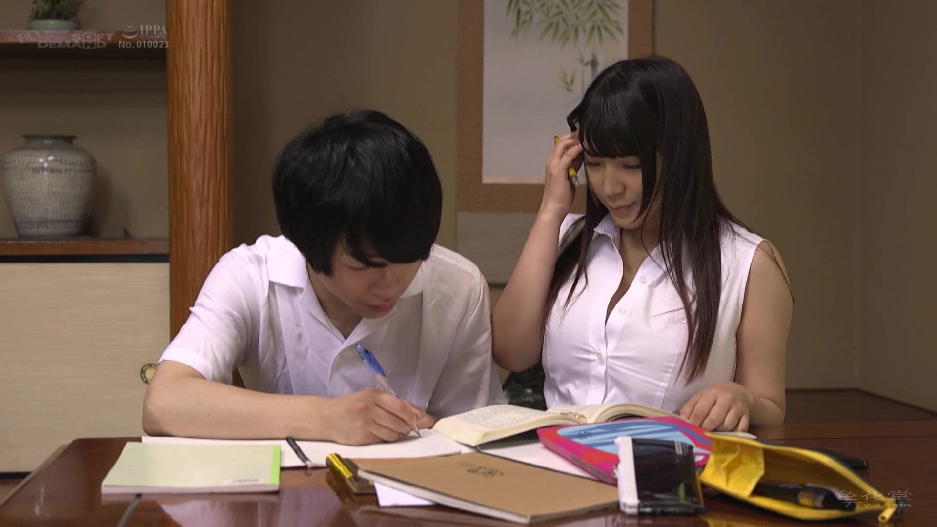 SODロマンス 初恋のお姉さんは露出狂 ～最後の夏休み～ 優月まりな