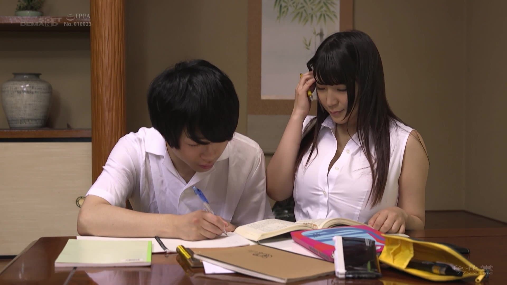 SODロマンス 初恋のお姉さんは露出狂 ～最後の夏休み～ 優月まりな