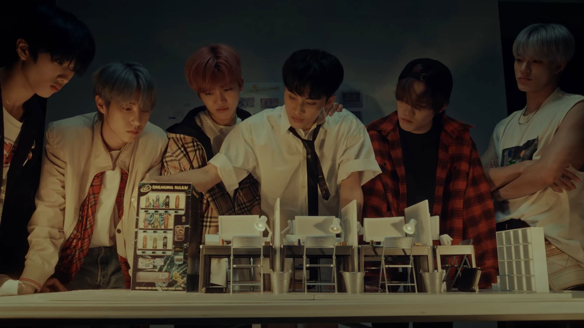 7DREAM Production: Stranger Seven