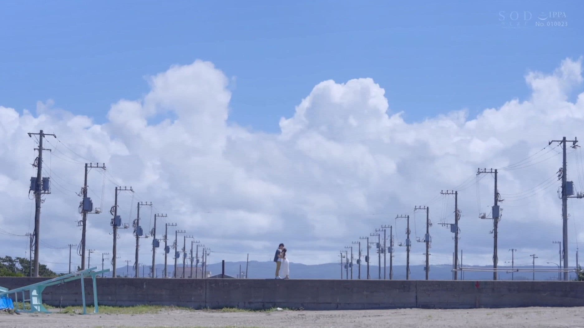 もうすぐ結婚する、最愛の君と。結婚式までの限られた時間の中で抑えが効かない嫉妬と性欲をぶつけまくった。小倉由菜