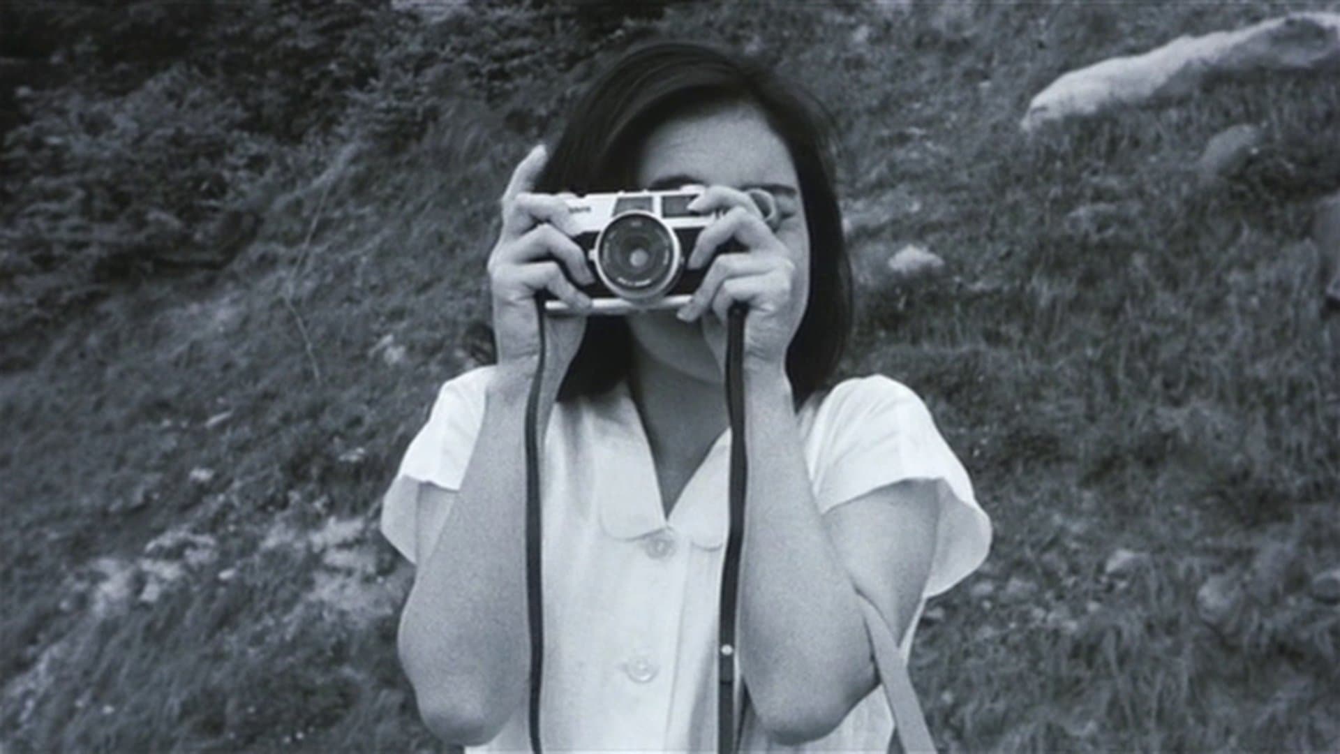 彼のオートバイ、彼女の島