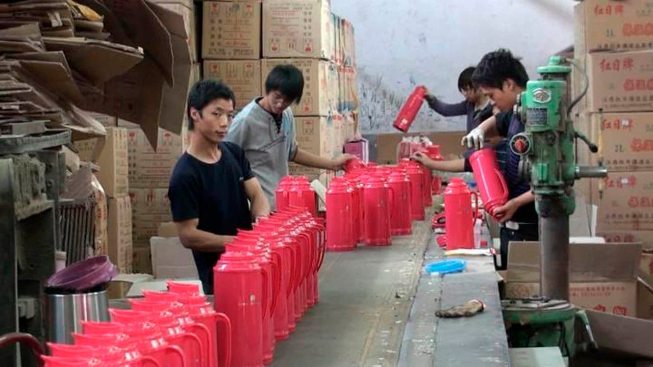 Asbest! Ein Gefahrenstoff Kehrt Zurück - Die Story