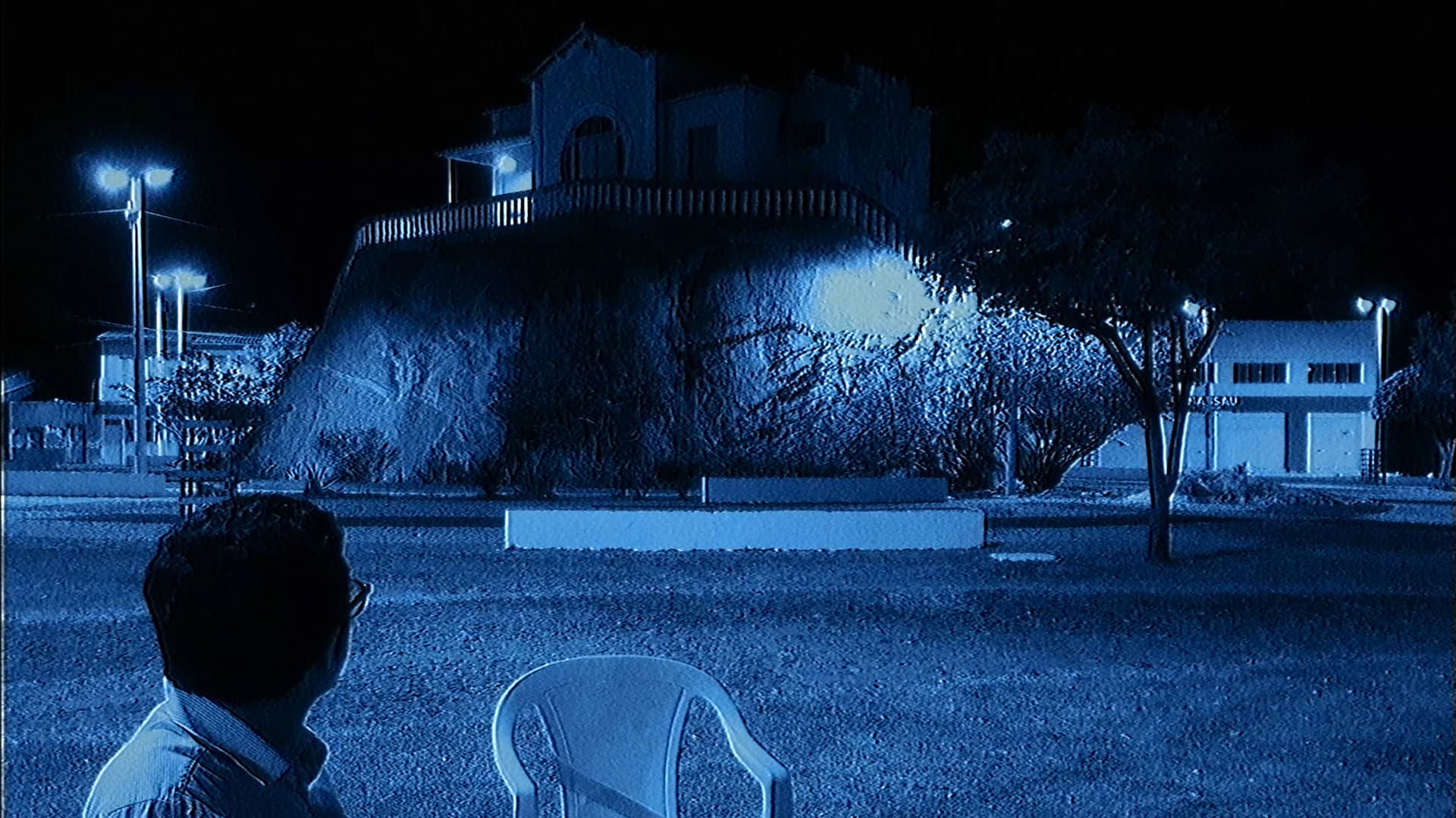 Virei a noite, não vou trabalhar