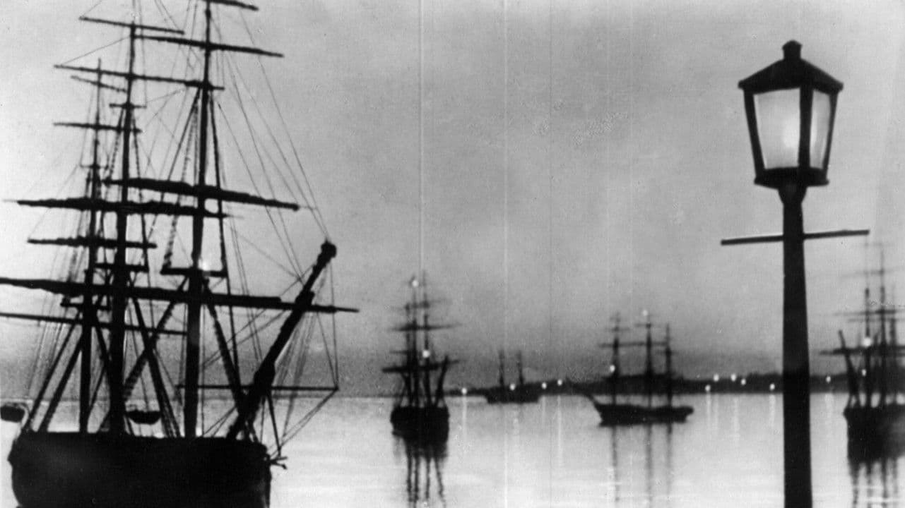 В дальнем плавании