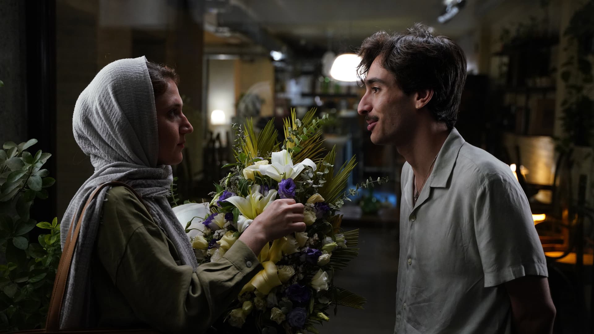 آسمان همه جا یک رنگ است