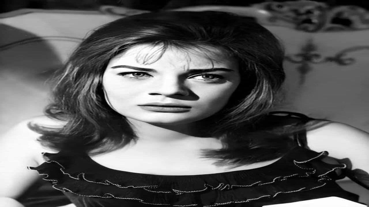 دعني والدموع