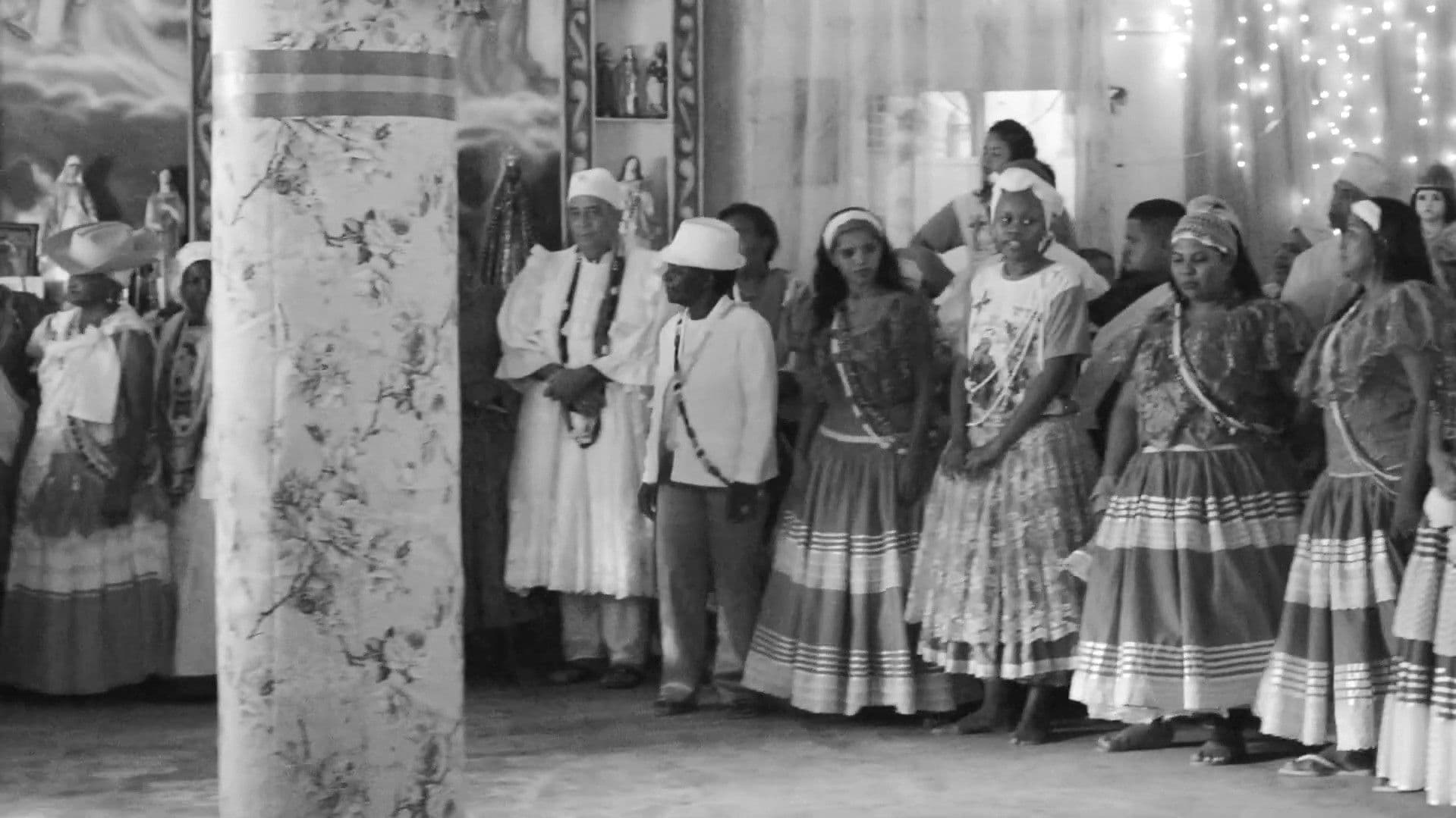 cristaliza se; e ressoa