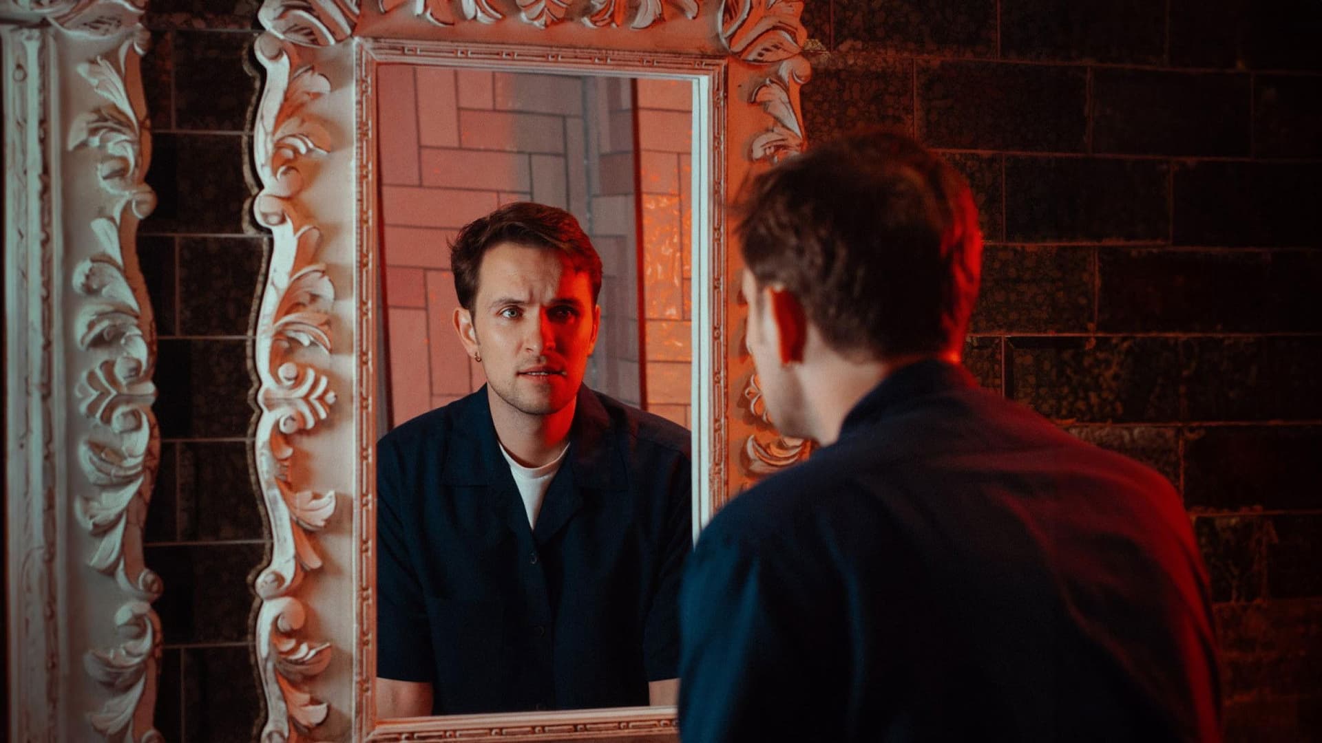 Vittorio Angelone: Who Do You Think You Are? I Am!