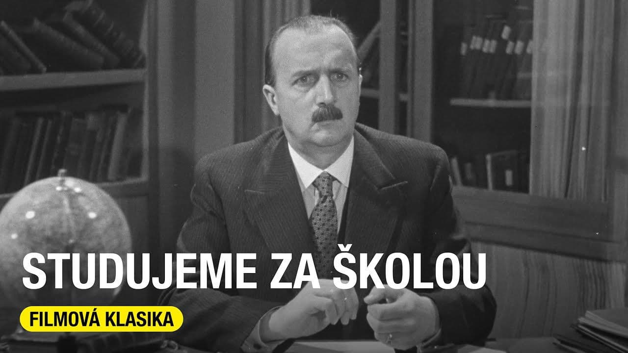 Studujeme za školou!