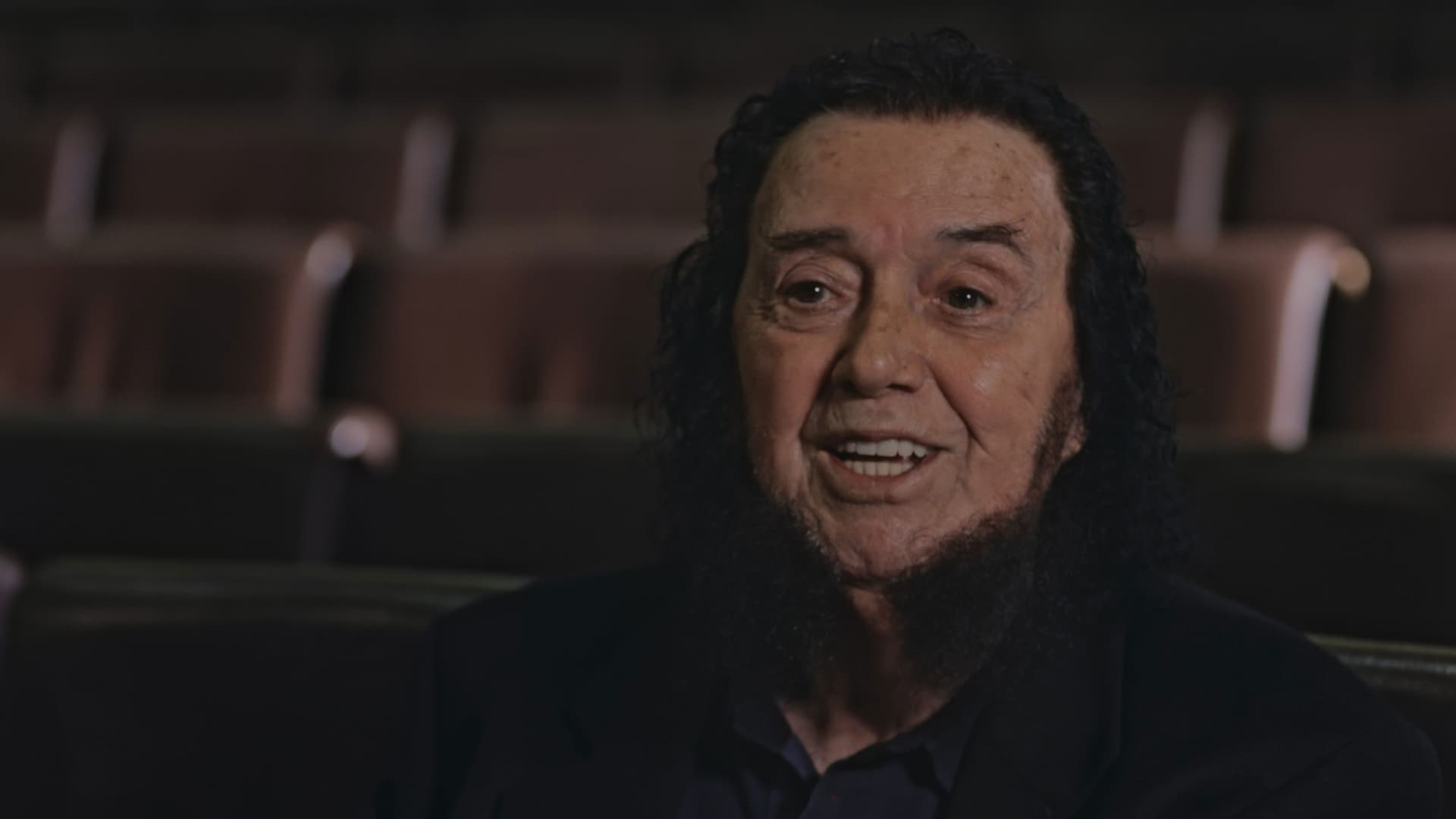 Γιάννης Σπανός: Πίσω απ' τη μαρκίζα