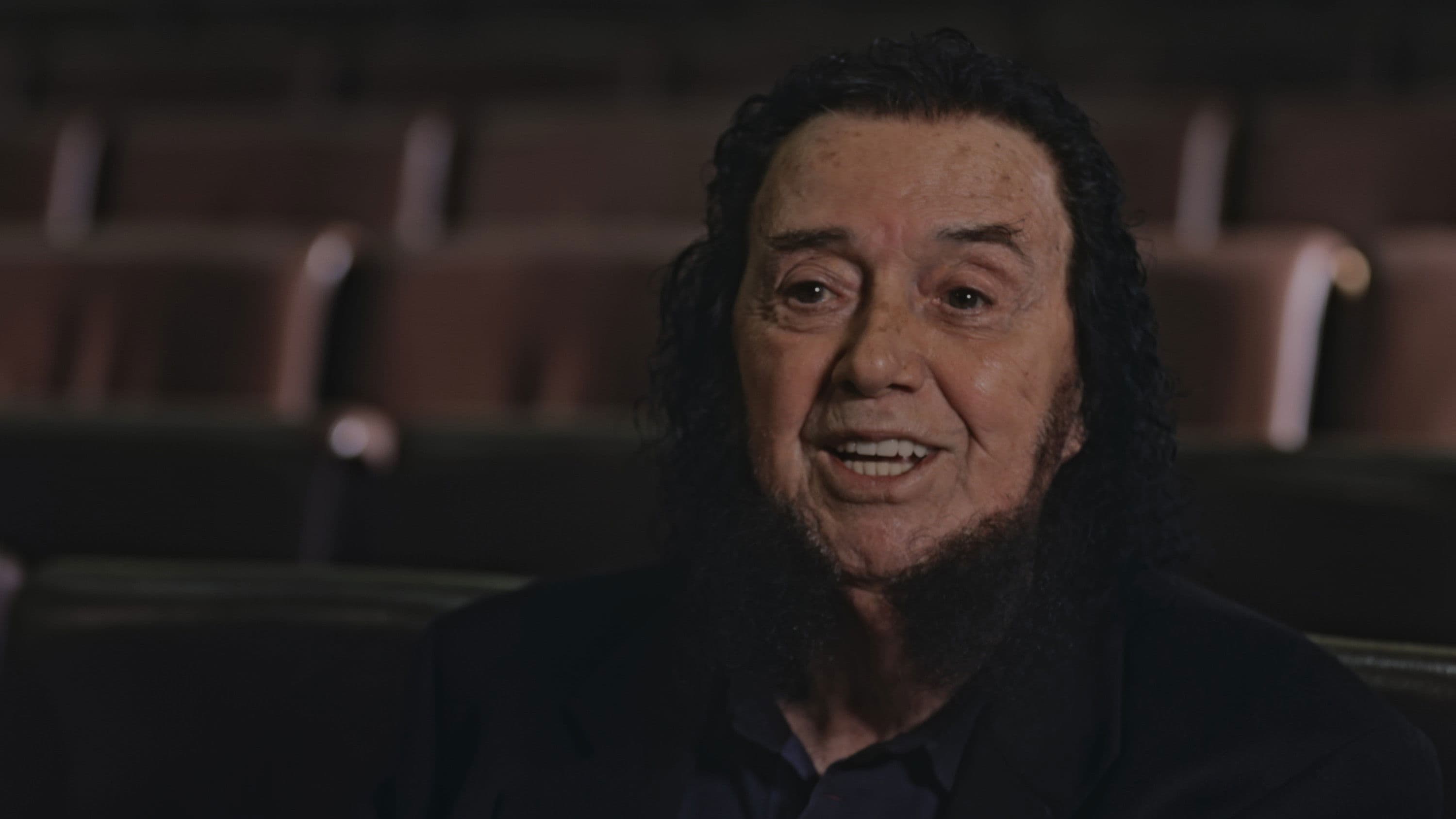 Γιάννης Σπανός: Πίσω απ' τη μαρκίζα