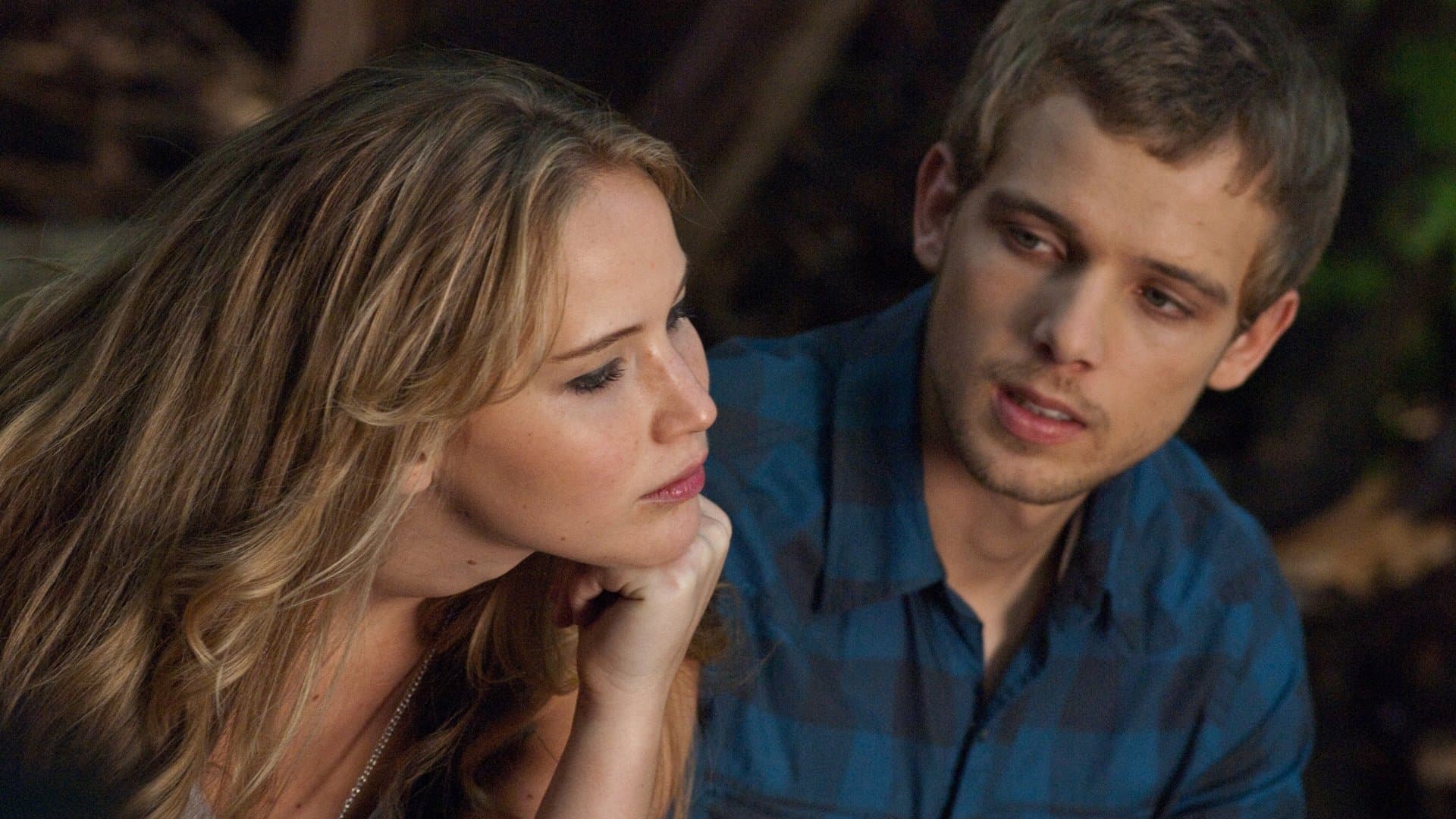 O casă la capătul străzii