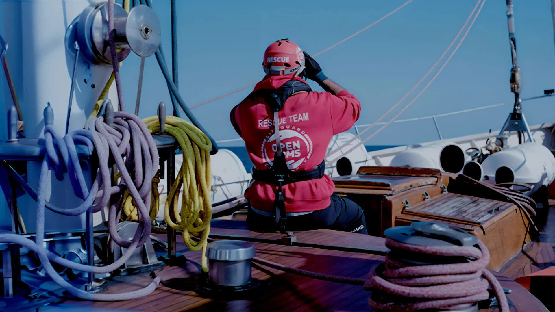 A contracorrent: 10 anys d'Open Arms