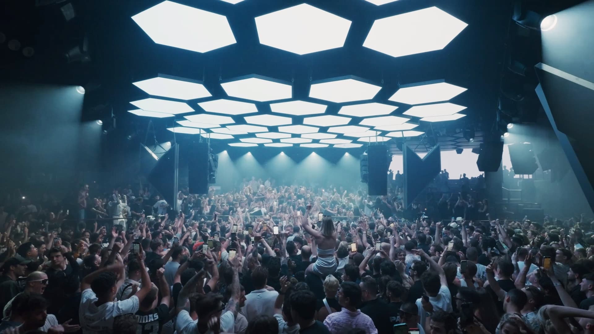 Parties & Paradise – History of Ibiza