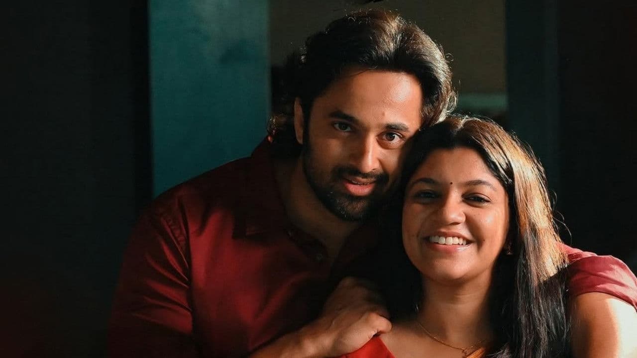 മിണ്ടിയും പറഞ്ഞും