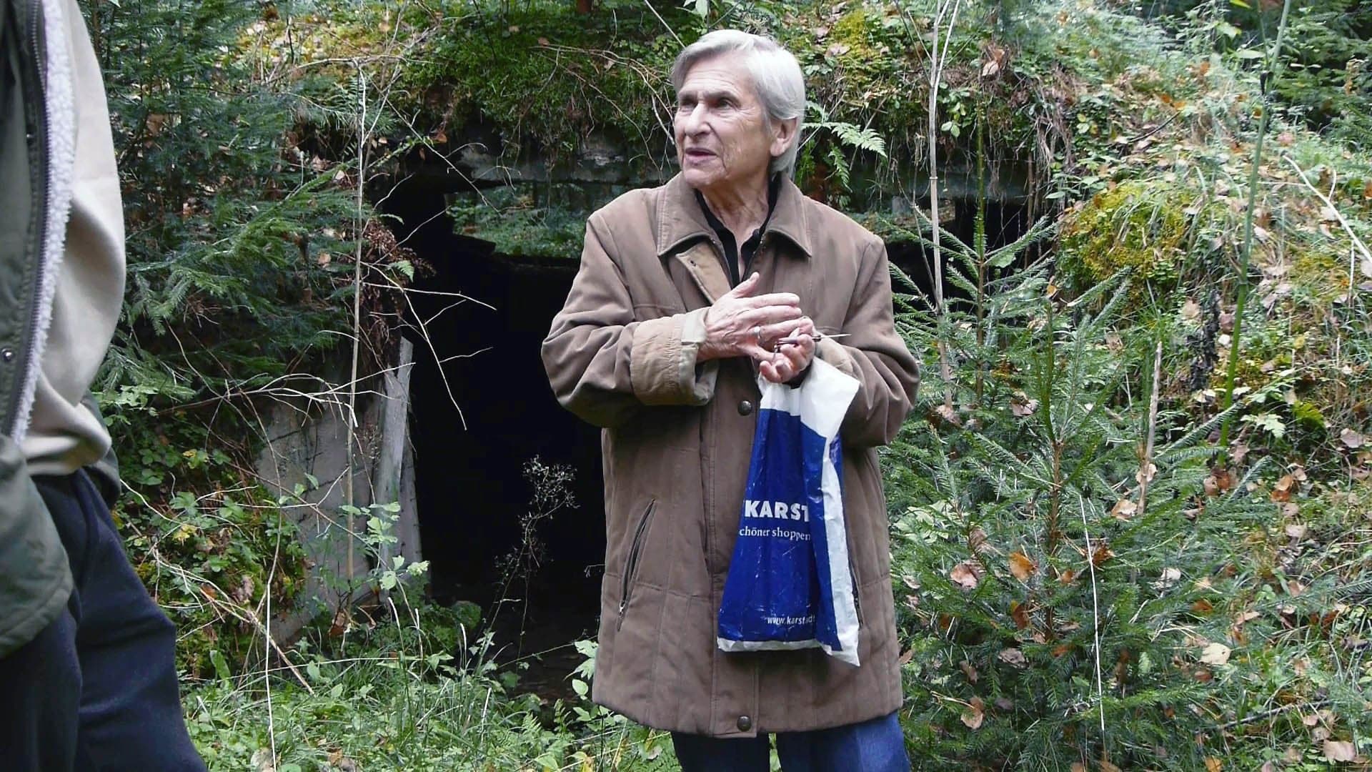 ליזאַ רופט!	- Liza ruft!