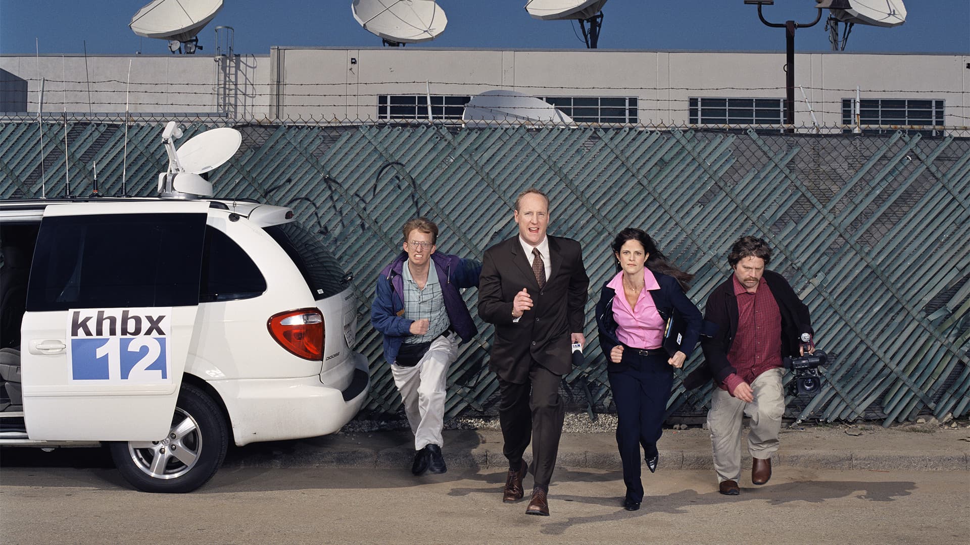 Câinele mușcă omul