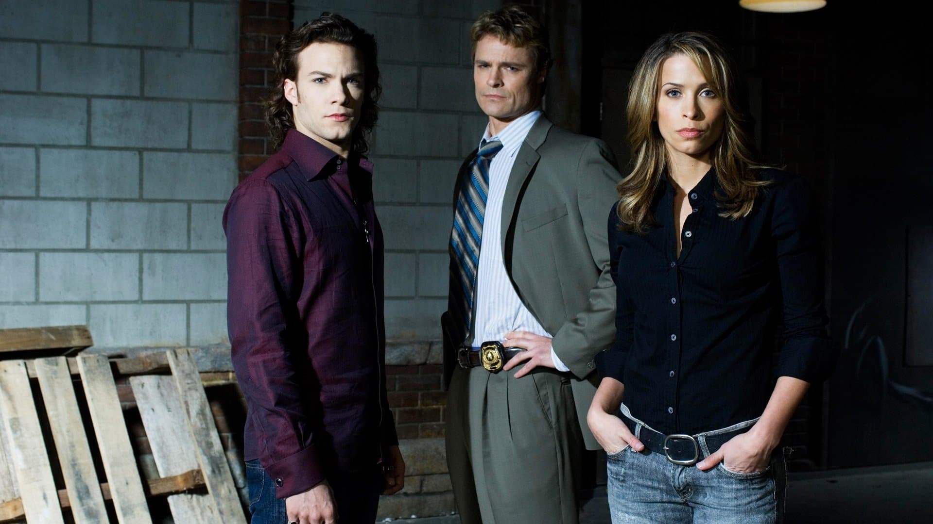 Vampiri, crime și povești de dragoste