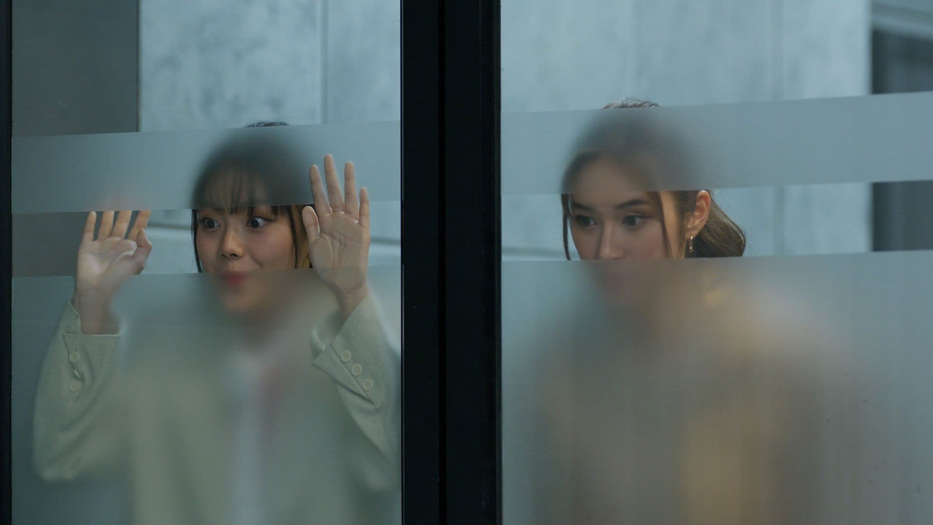 ซ่อนใจไว้ที่เธอ