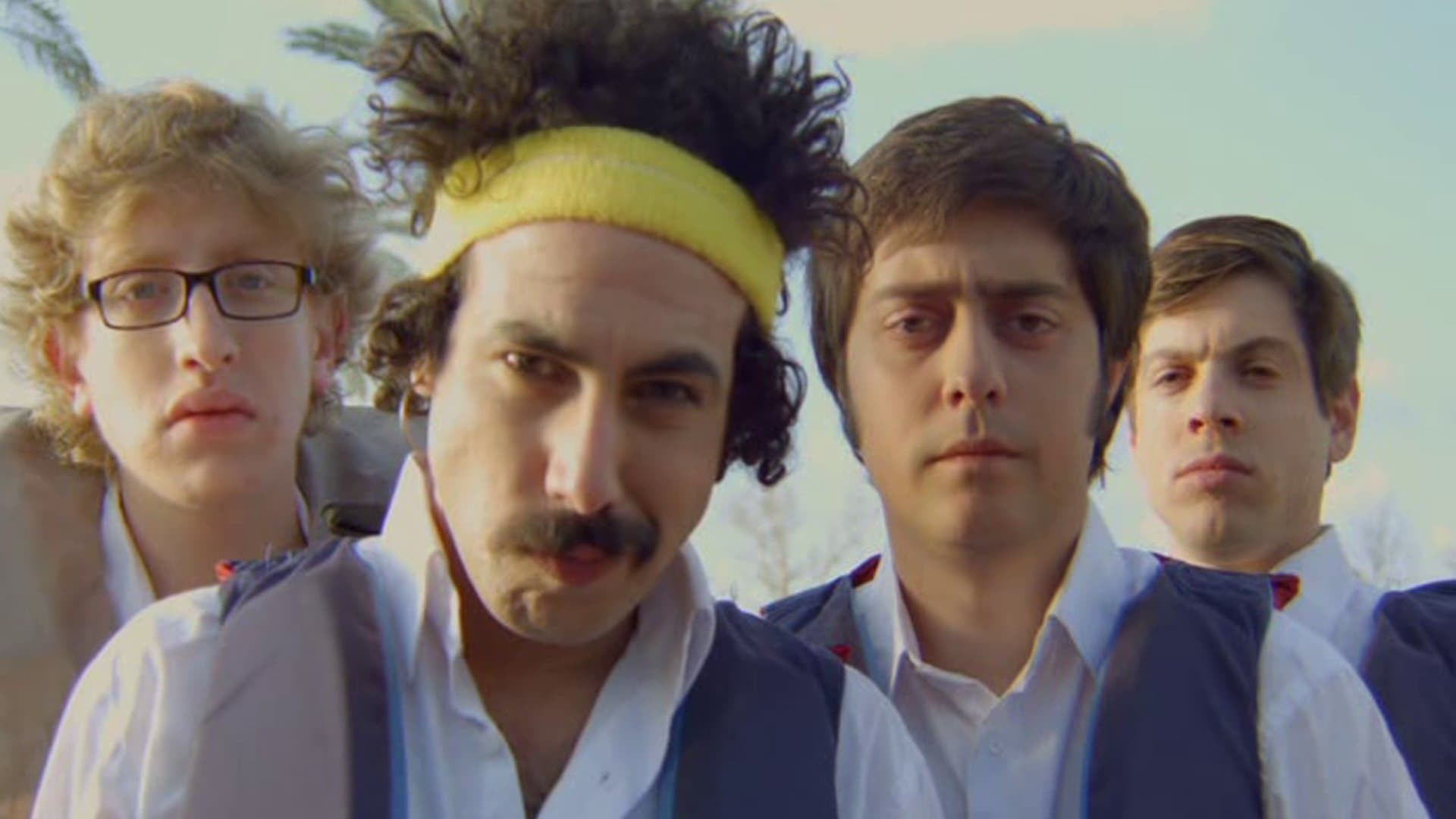 חתולים על סירת פדלים