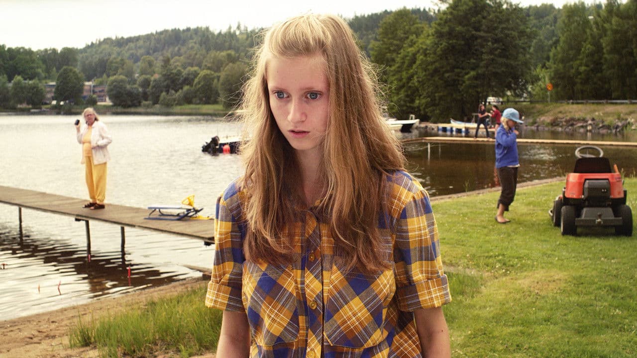 Lillasyster fixar kondomer