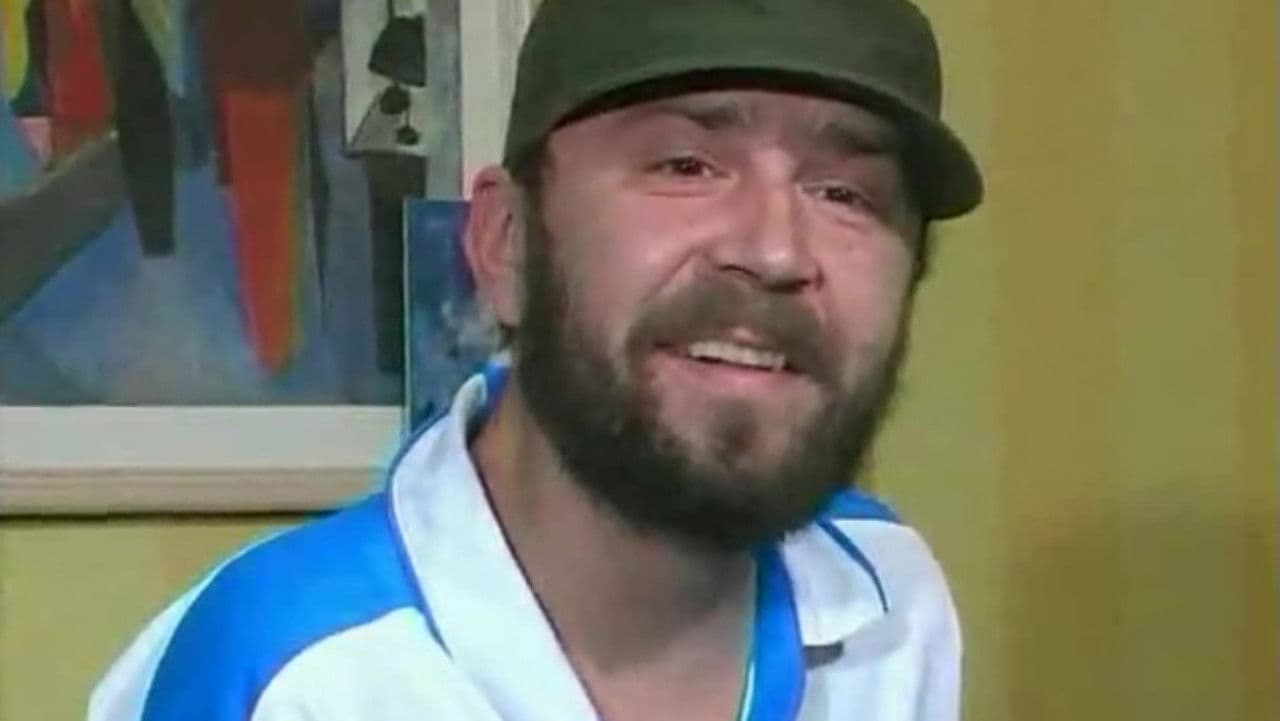 Он ругается матом