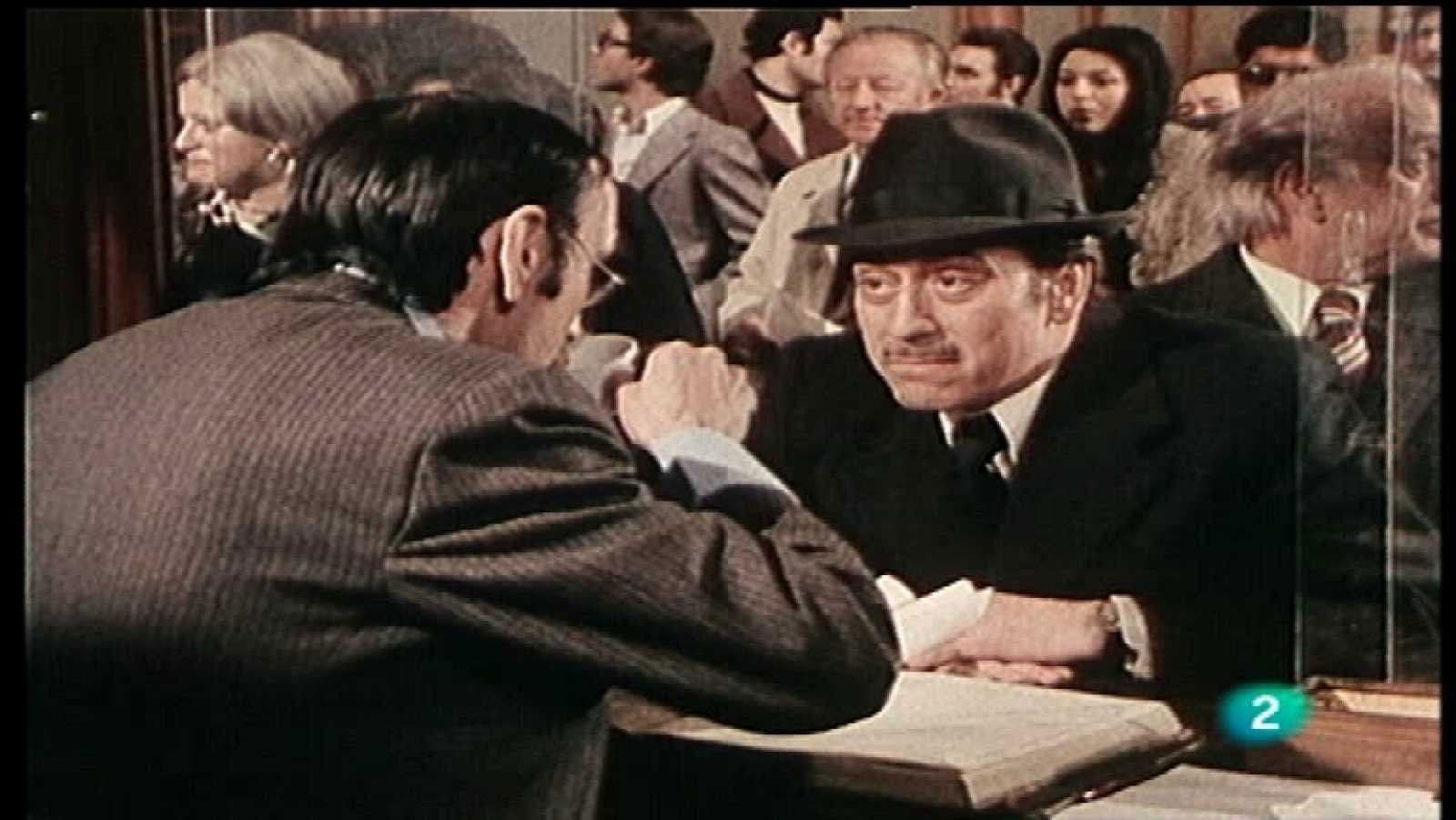 Este Señor de Negro