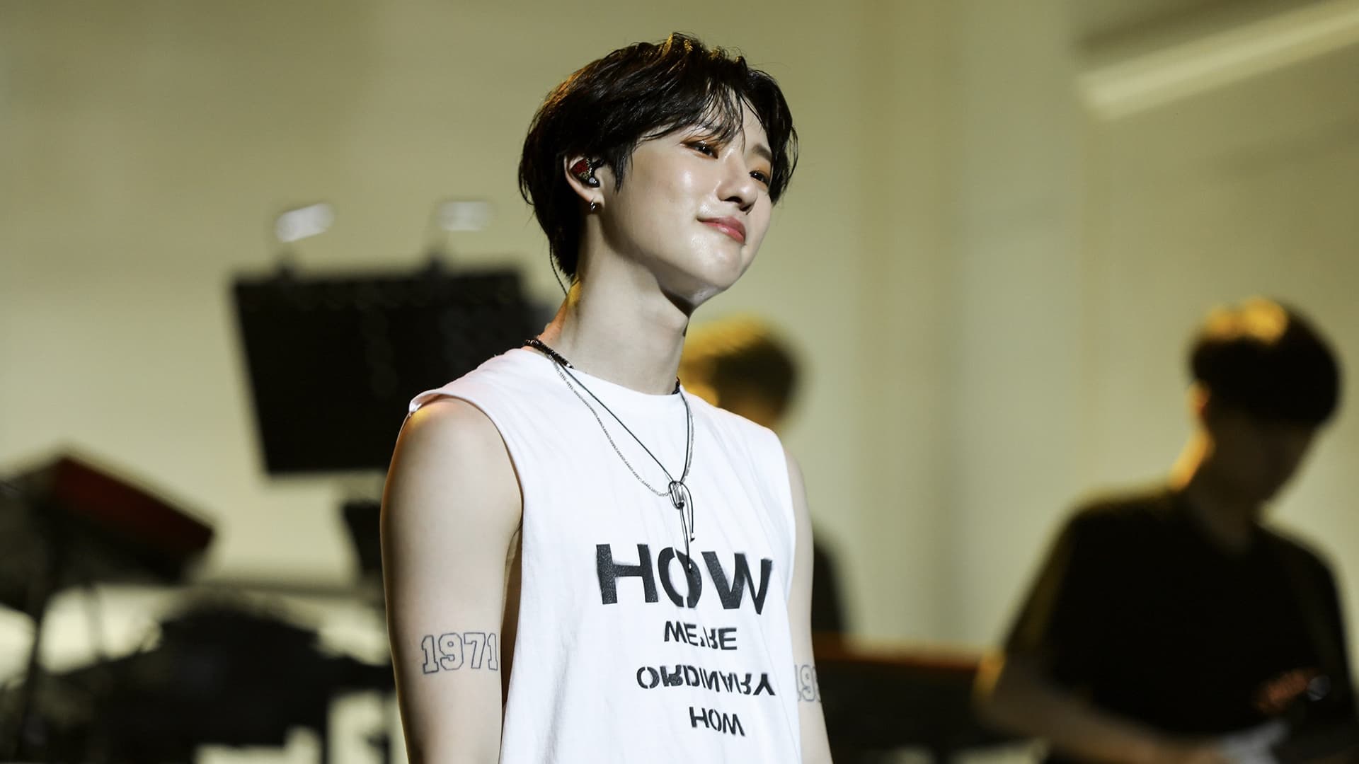 2020 WOODZ : NOT JUST A CONCERT – W BOX