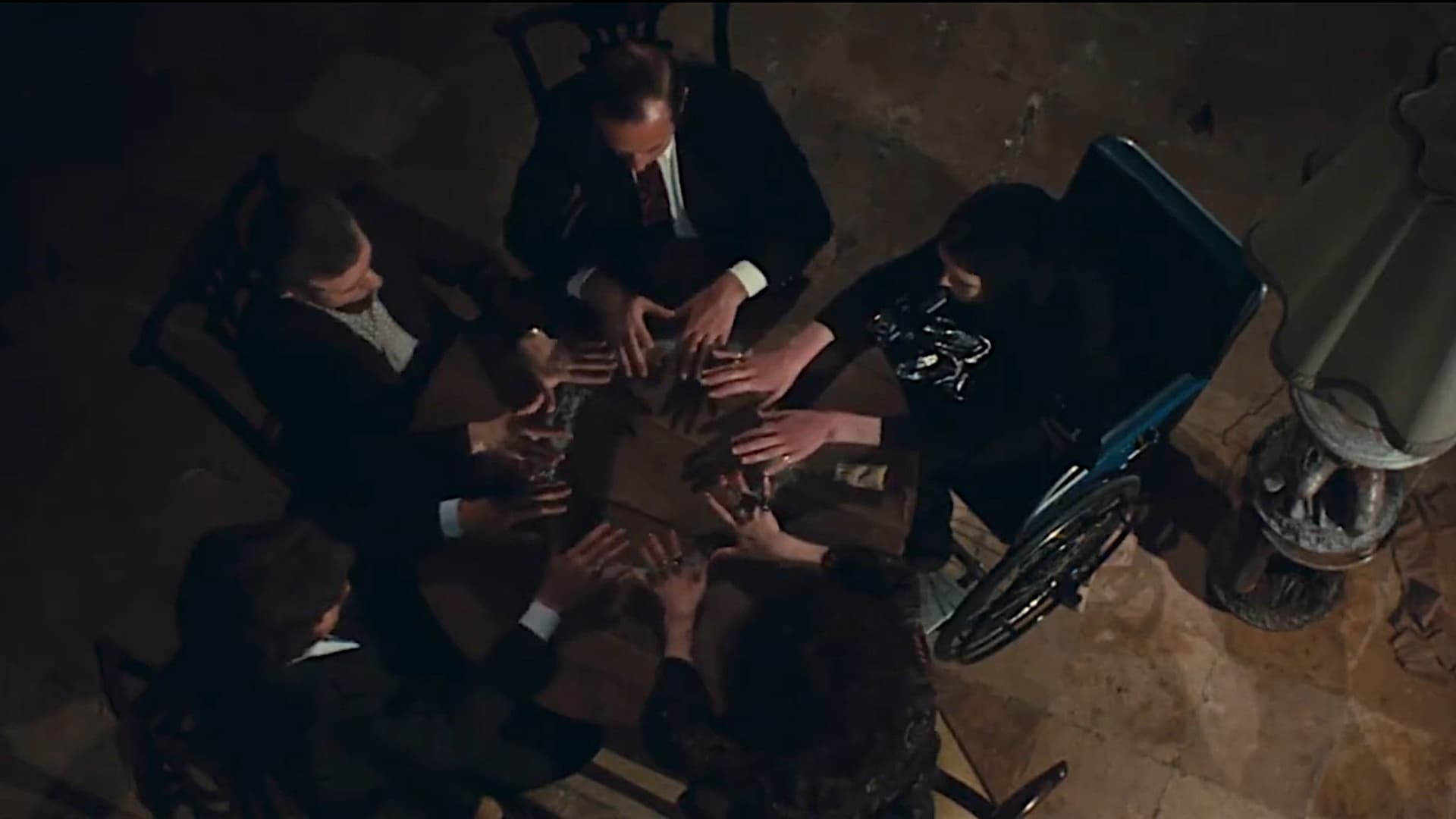 La notte che Evelyn uscì dalla tomba