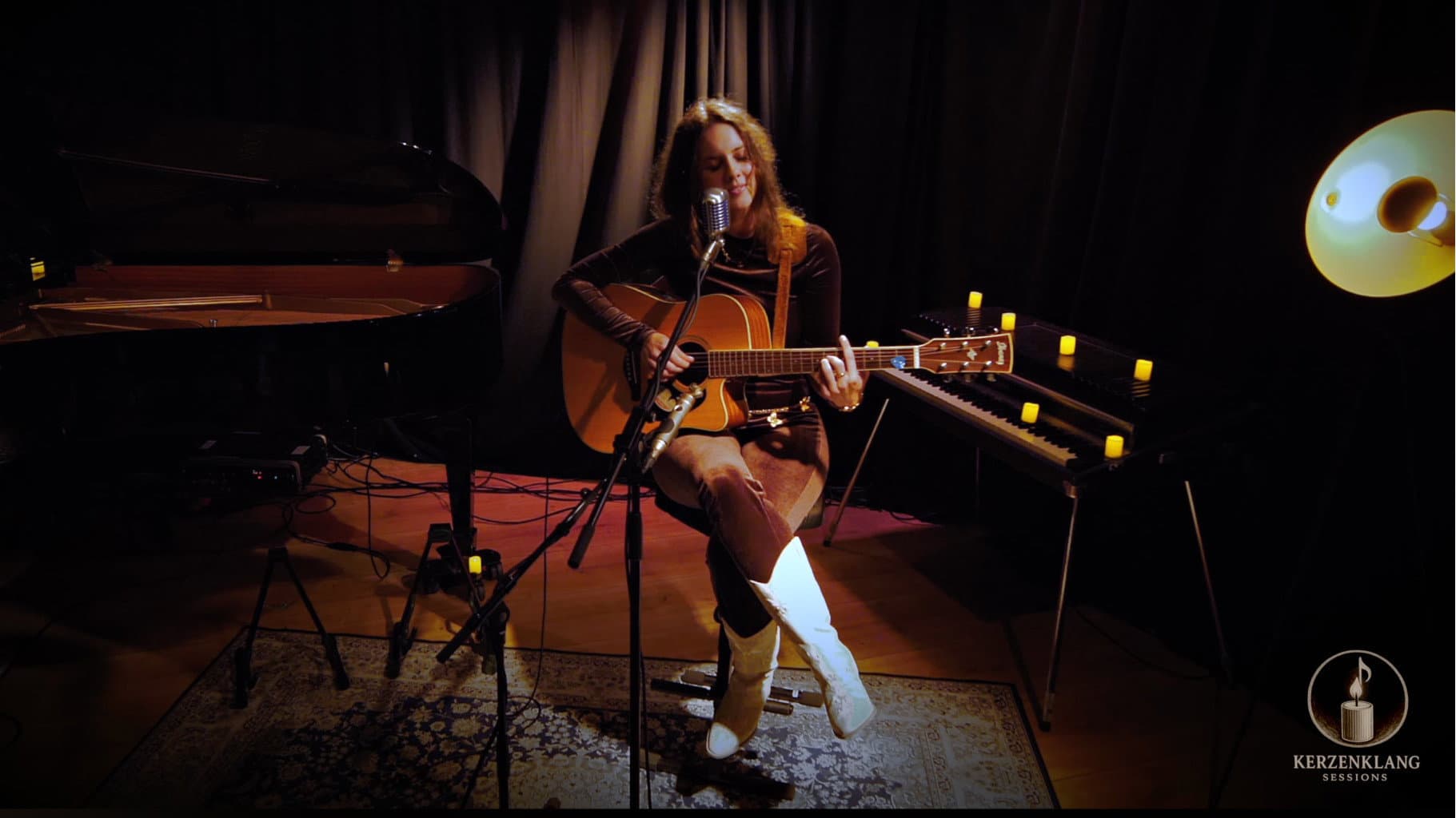 Kerzenklang Sessions: Chiiara - "Bin auf dem Weg zu dir"