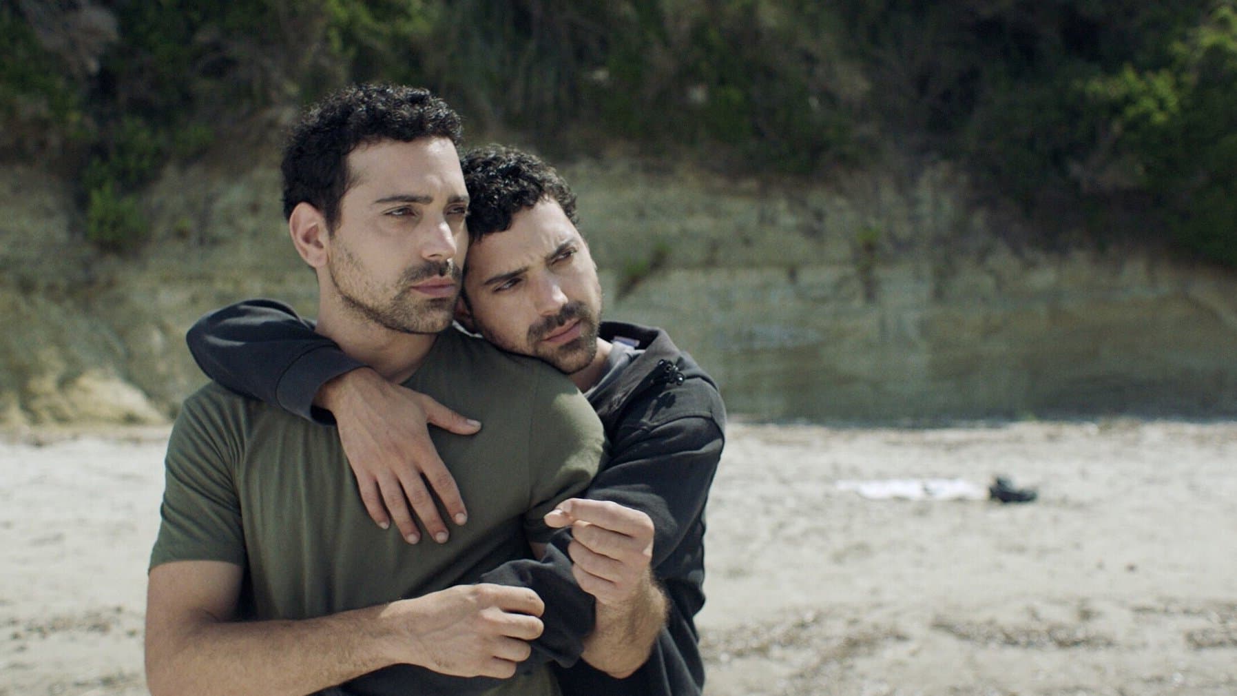 O cafea și pantofi noi