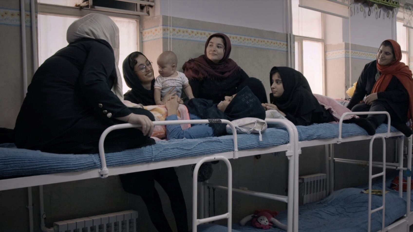 سایه های بی خورشید