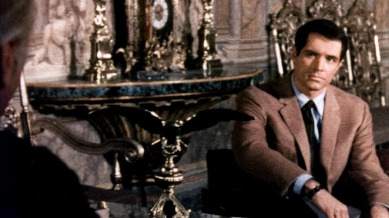 Niente rose per OSS 117