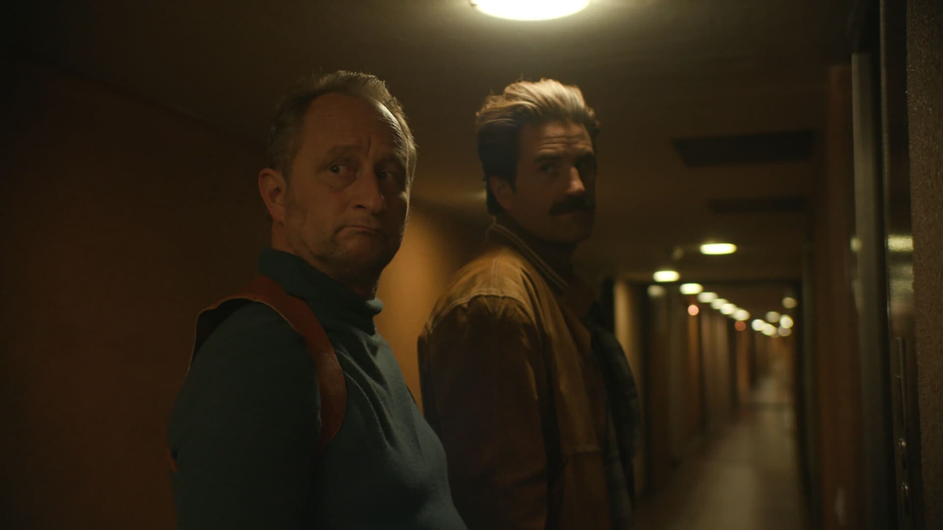 Fii cu ochii în patru