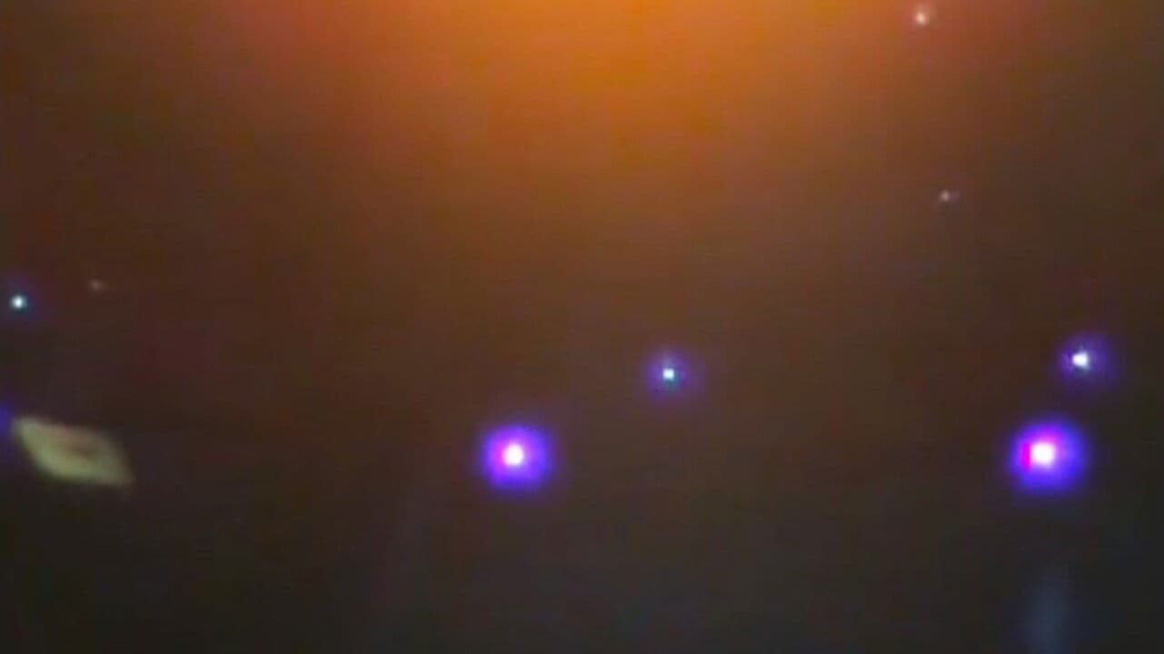 _αναβοσβήνει