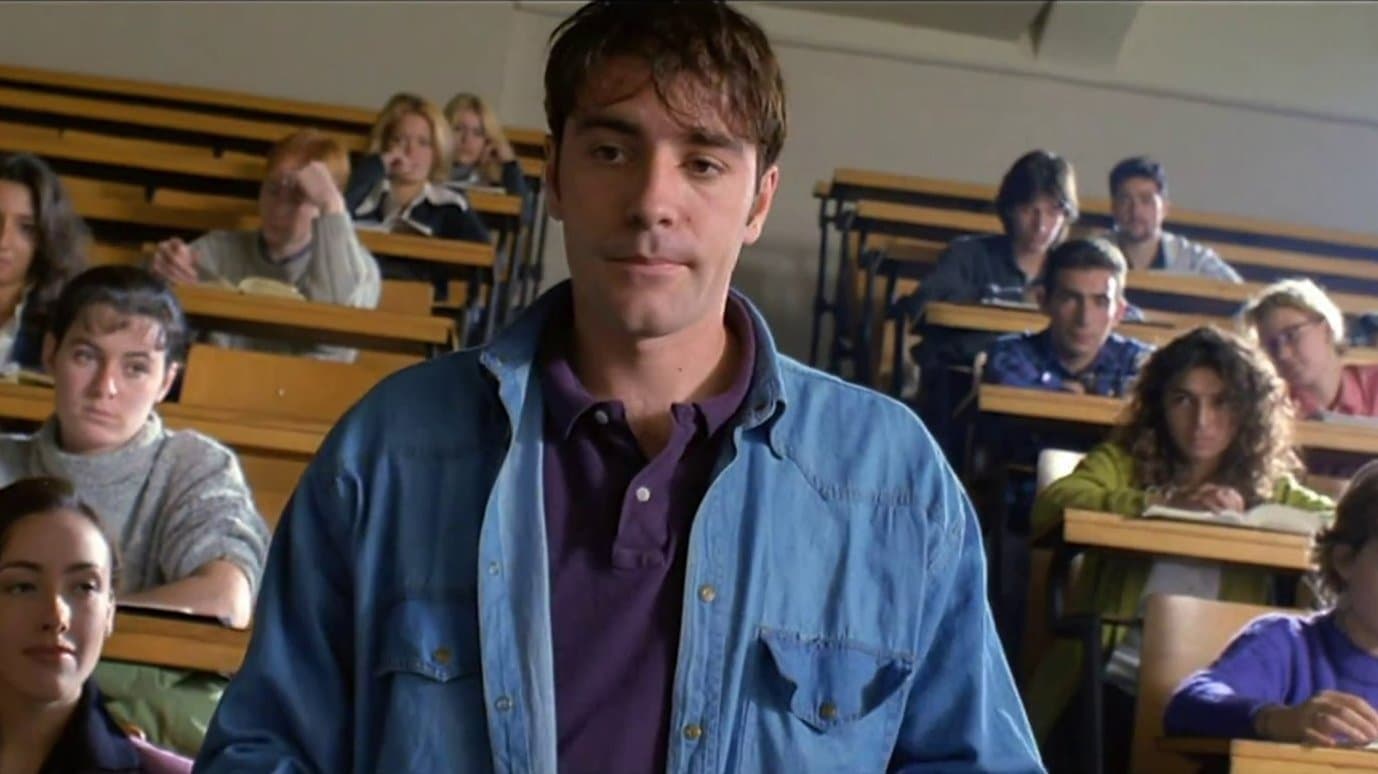 Toți jos la pământ